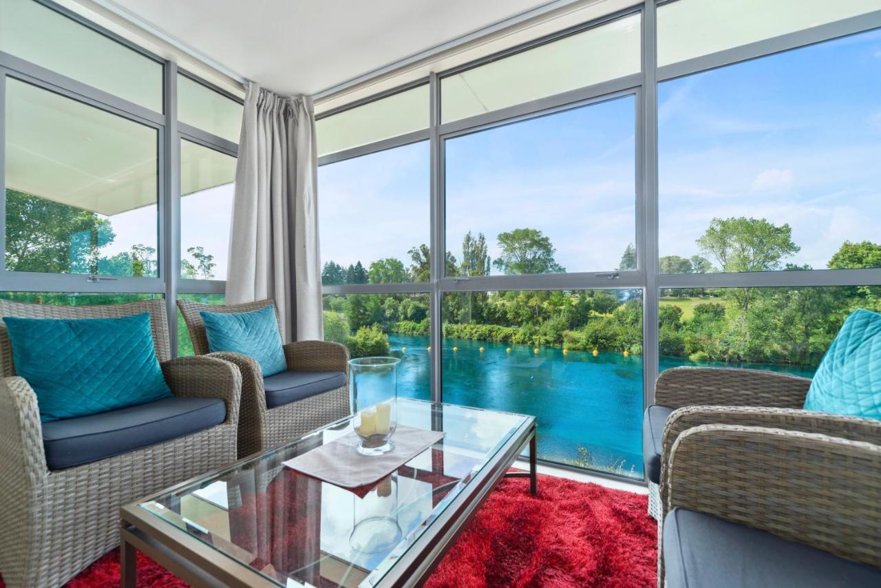 Two Views Taupo Apartment Exteriör bild